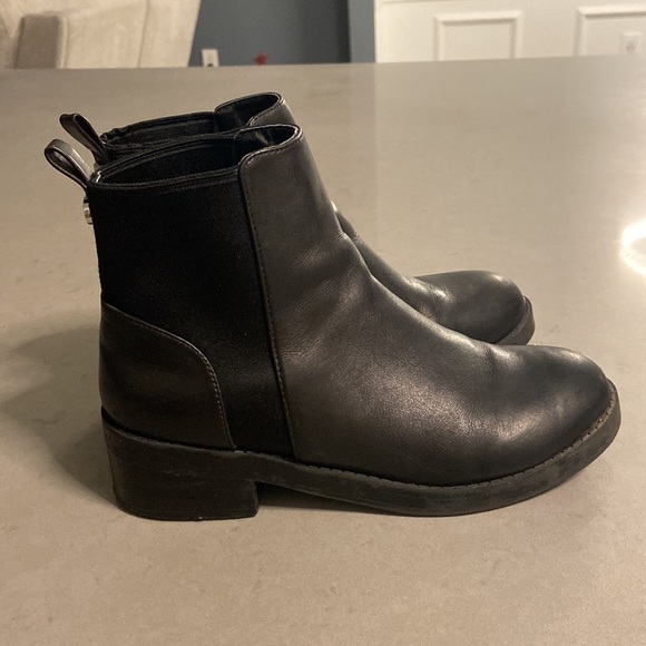 Steve Madden Booties - Picture 4 of 9